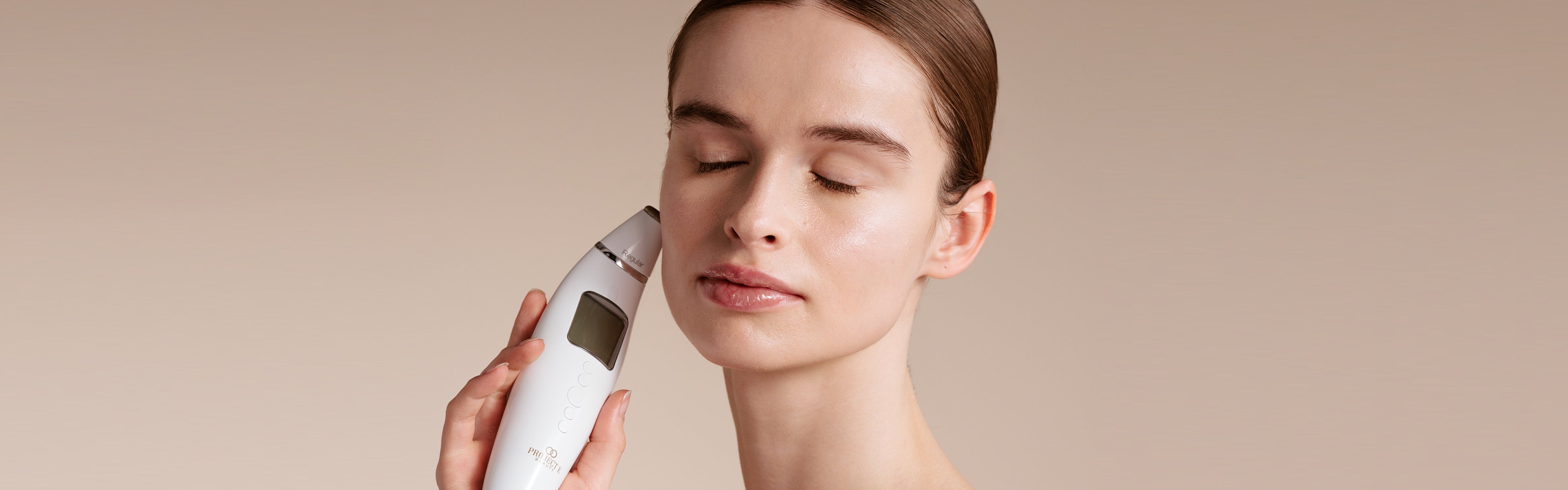 The Benefits of Microdermabrasion and How To Try It